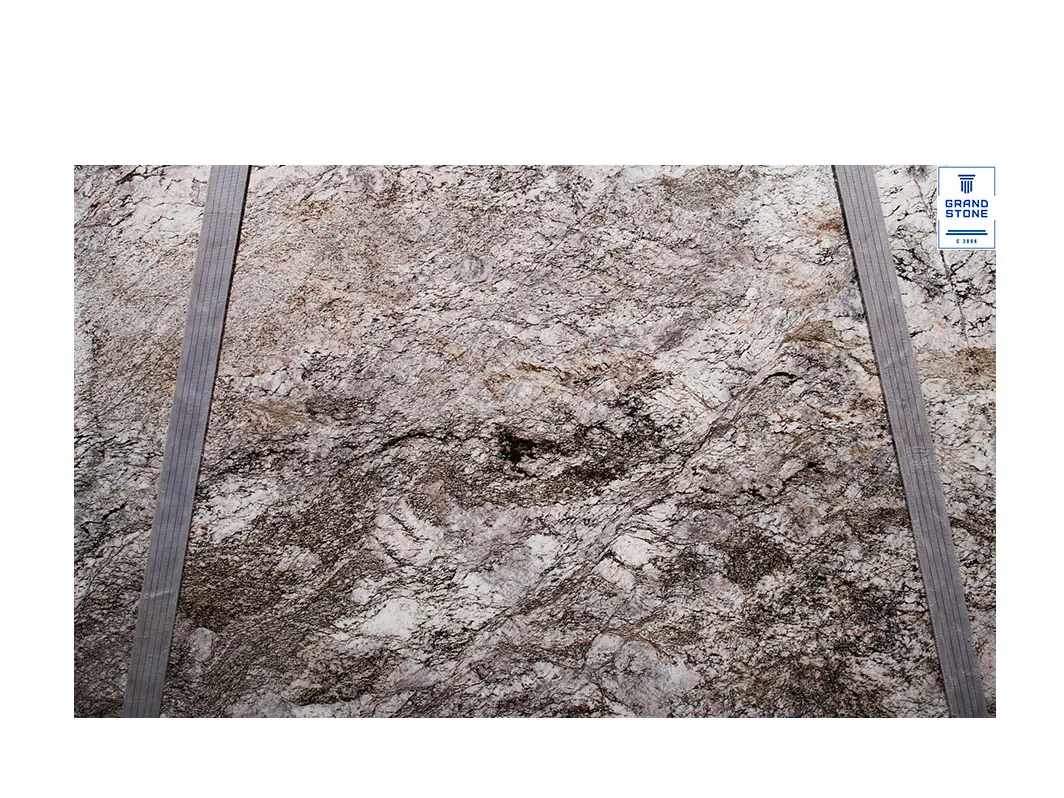 Diamond Arrow, гранит — образец натурального камня