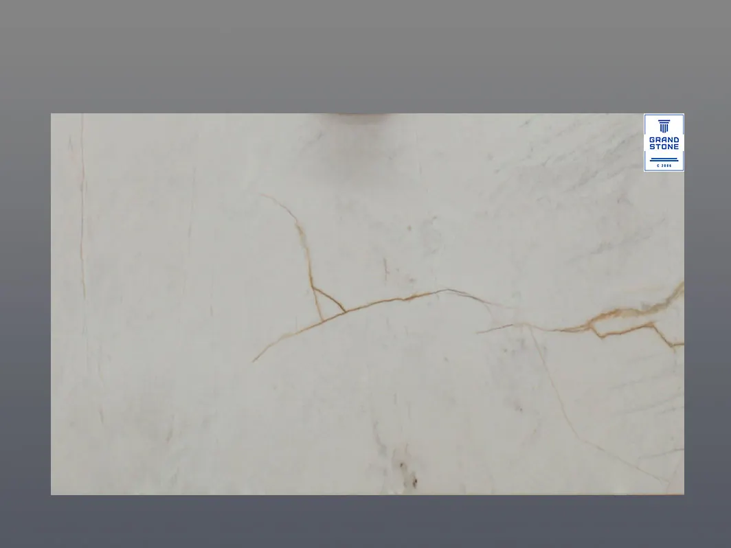hurok pure white, мрамор — образец натурального камня