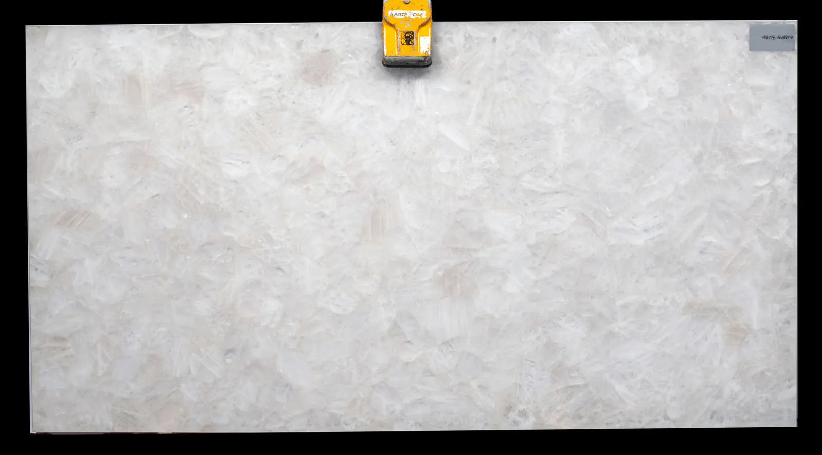 White Quartz, полудрагоценные камни — образец натурального камня